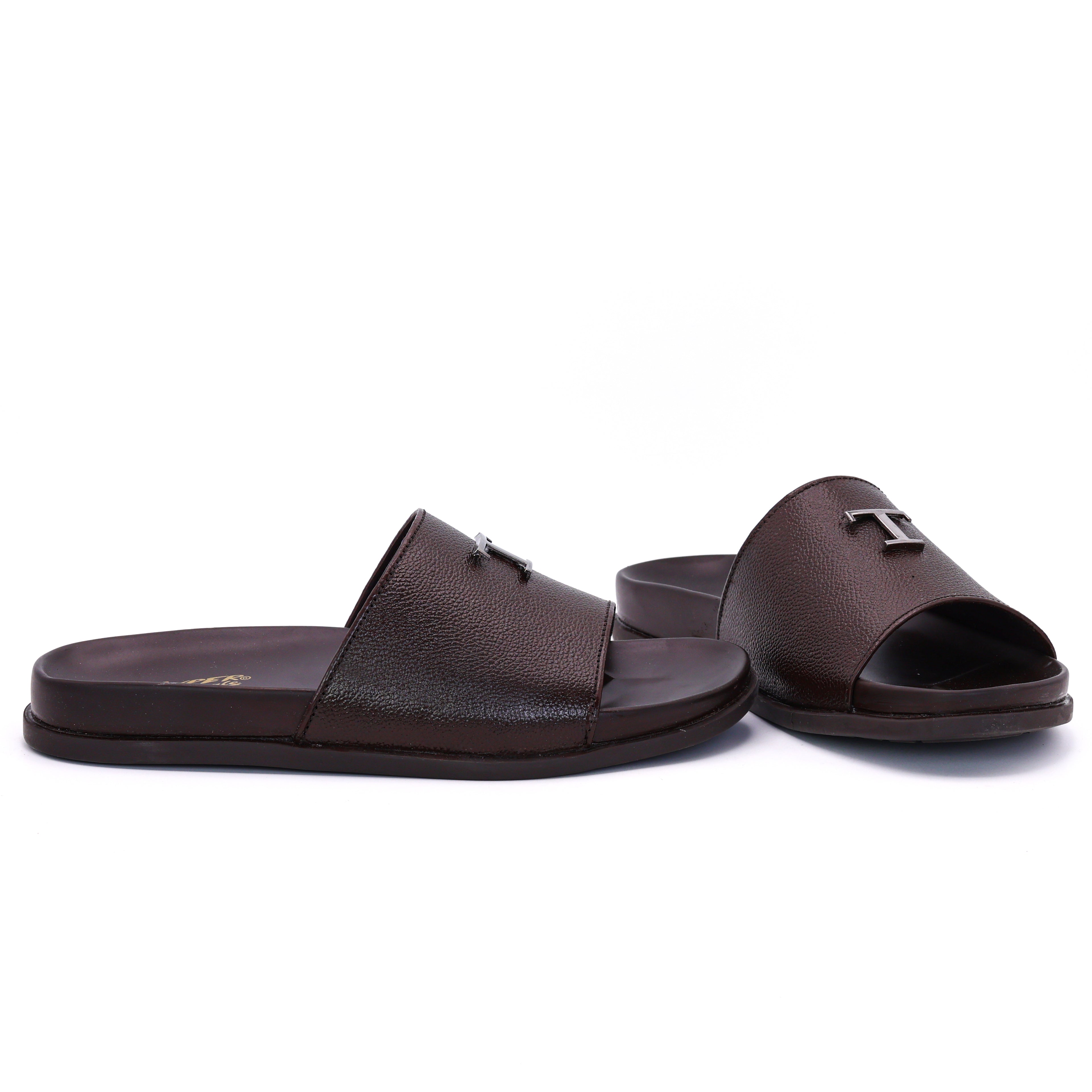 M011756 men slipper