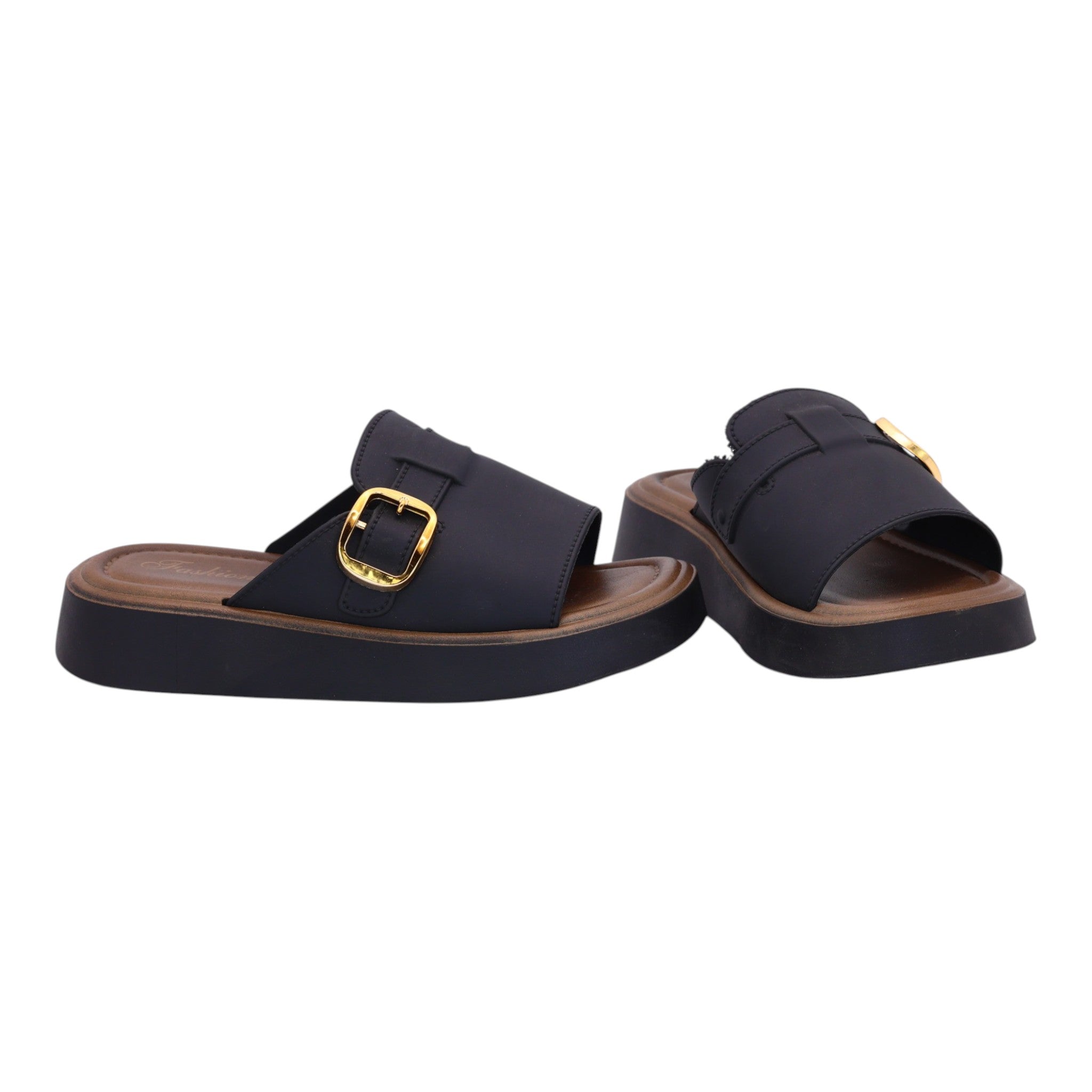 M011781 slipper