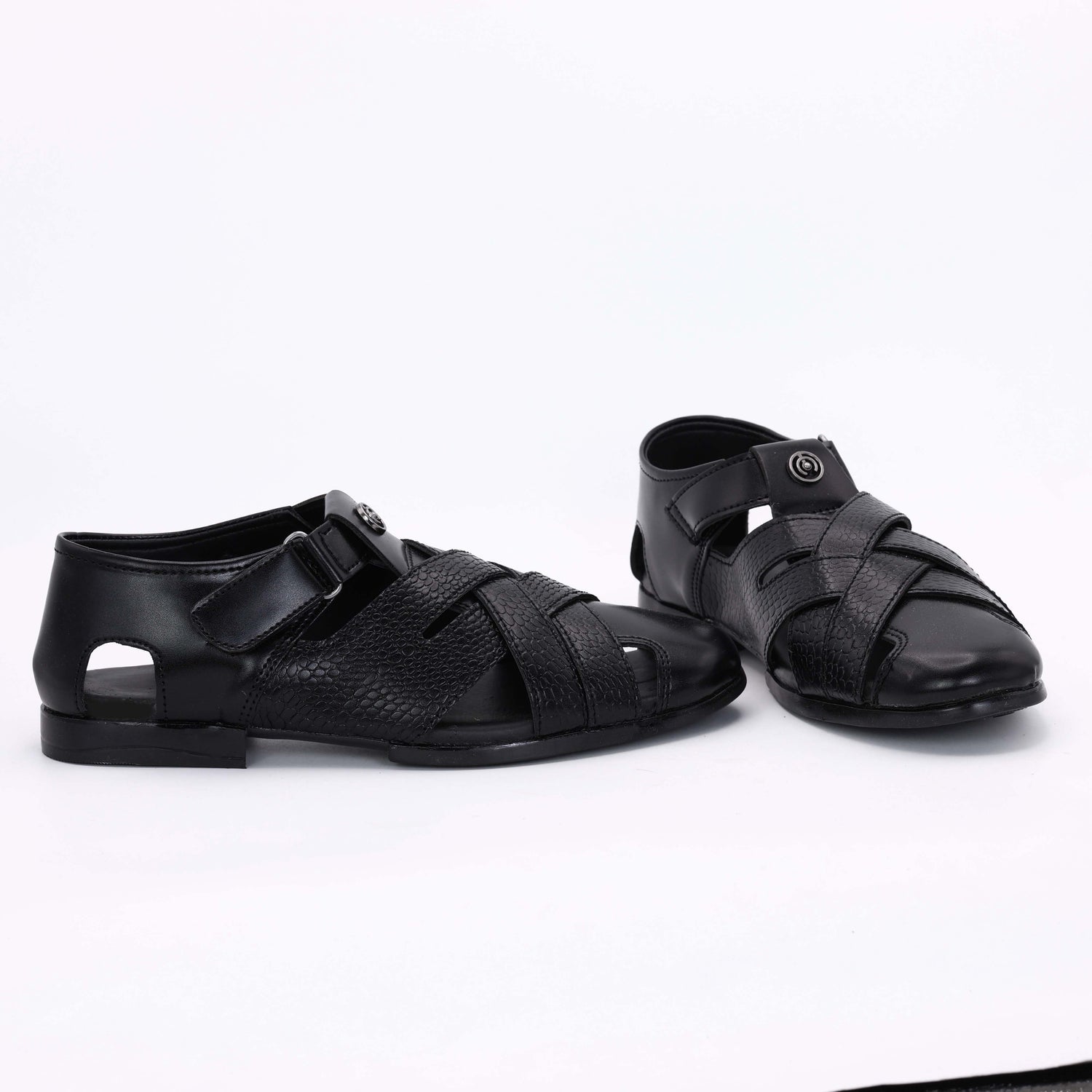 M011790 men sandal