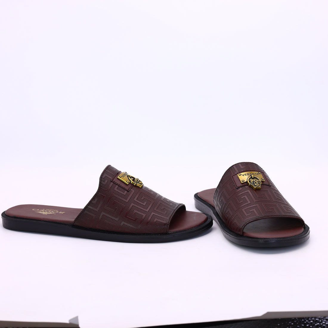 M011794 men slipper