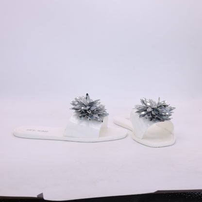 M011795 crystal slipper