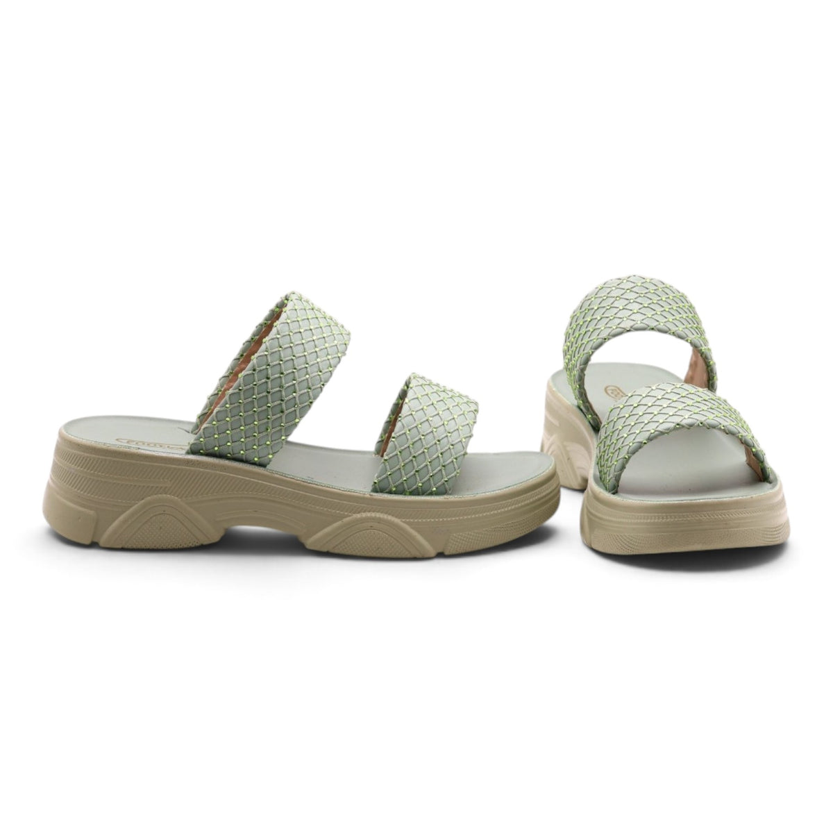 M012020 slipper