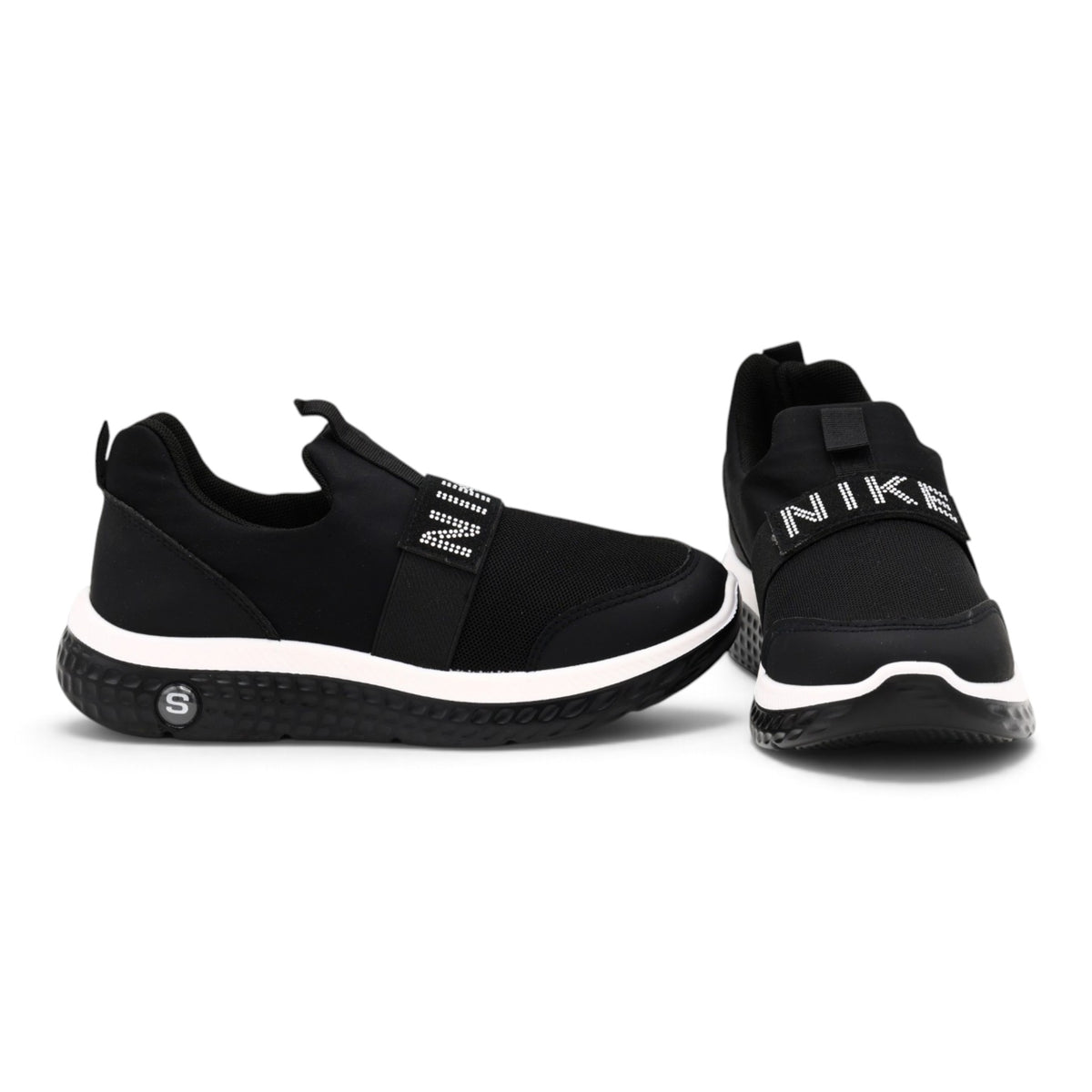 M012196 fabric shoes