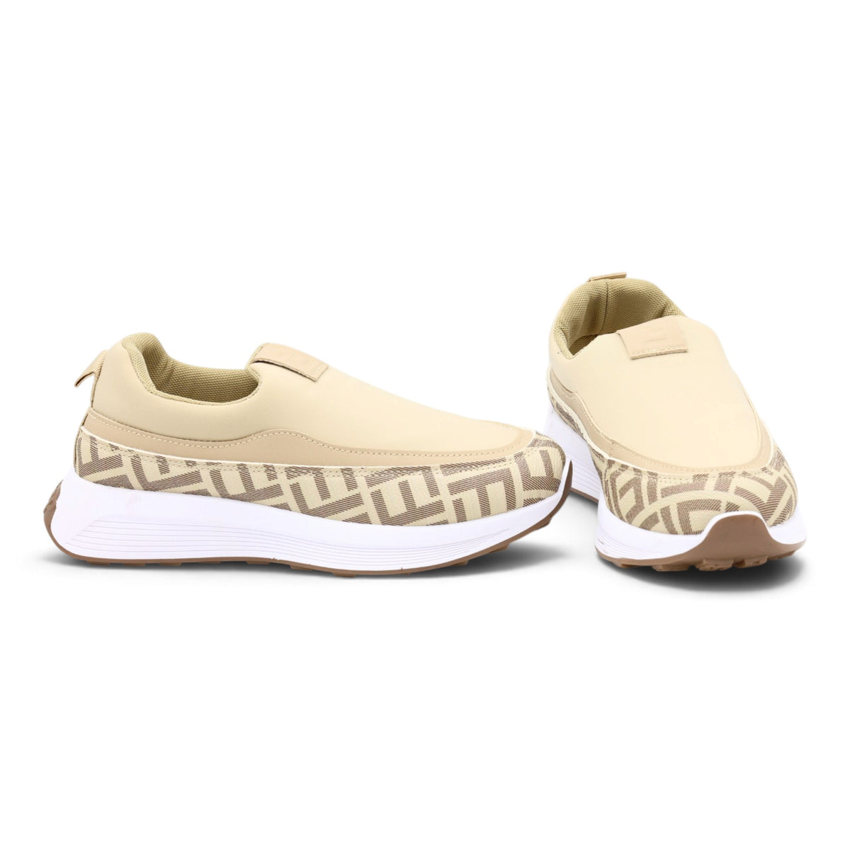 M012204 fabric shoes