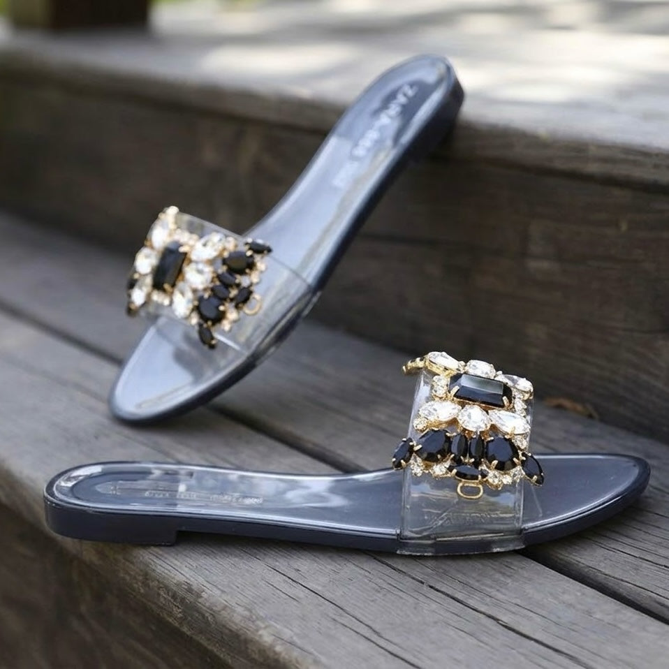 M011972 crystal slipper