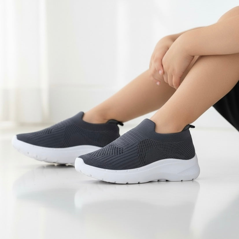 M011260 kids shoes