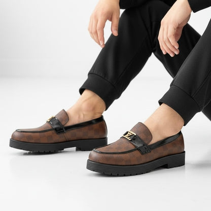 M011421 men shoes