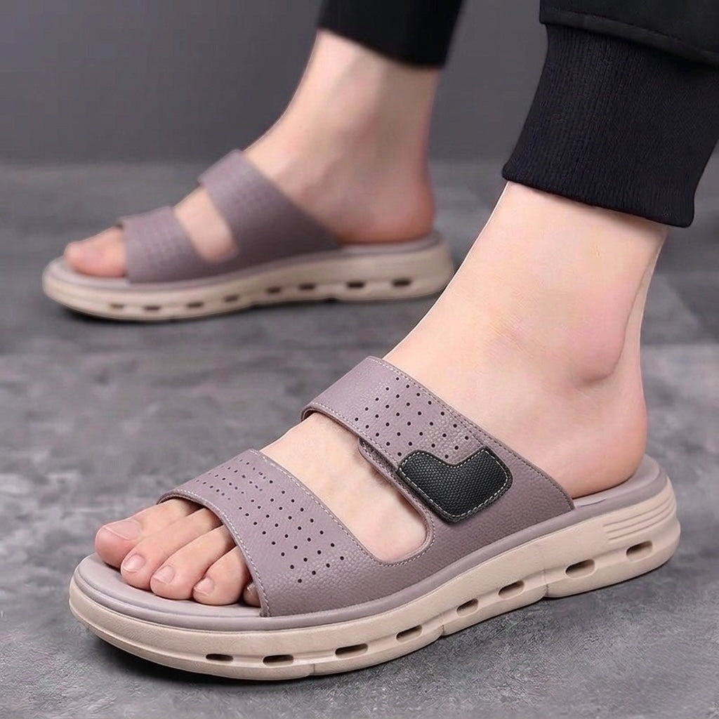 E80663 men slipper