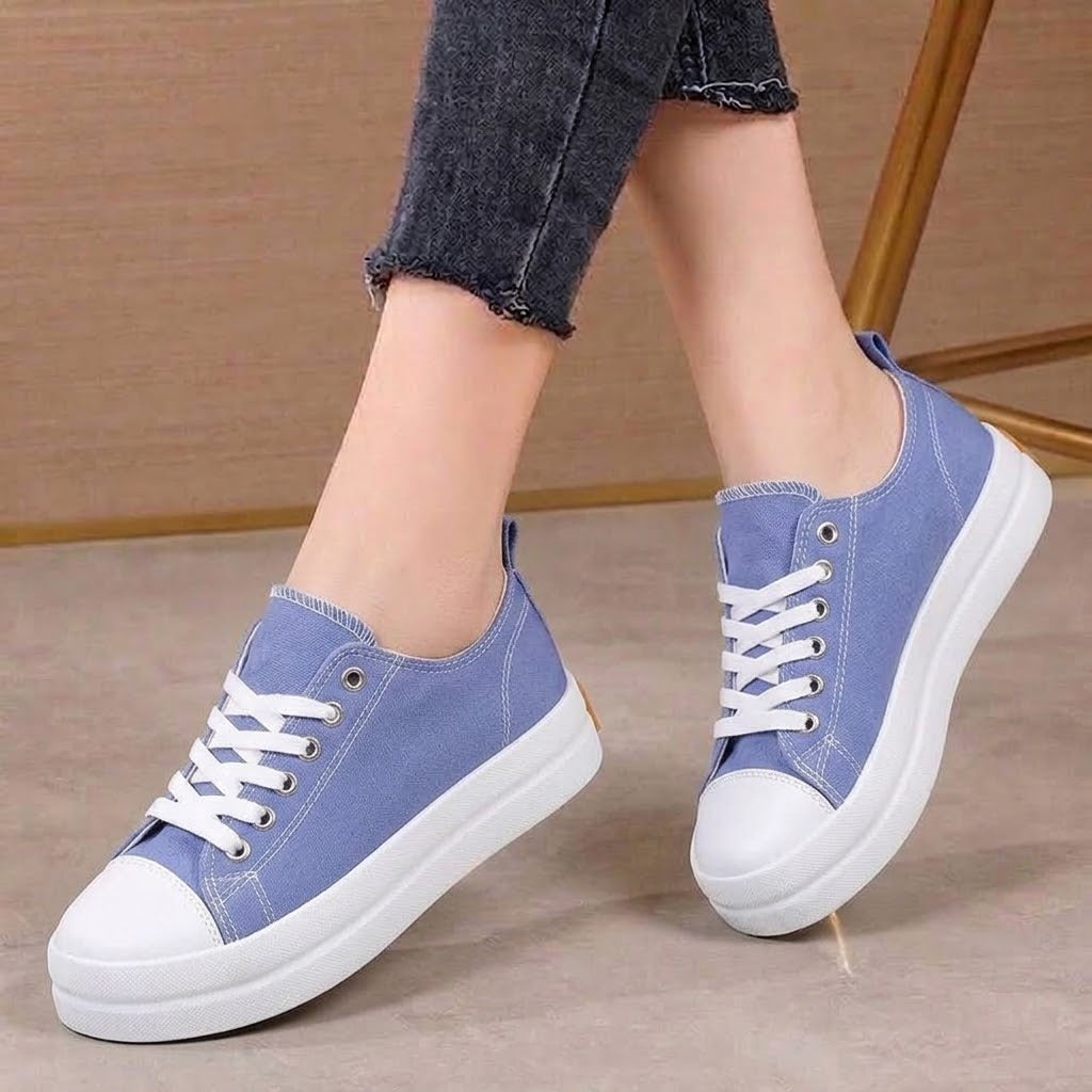 M011936 canvas shoes