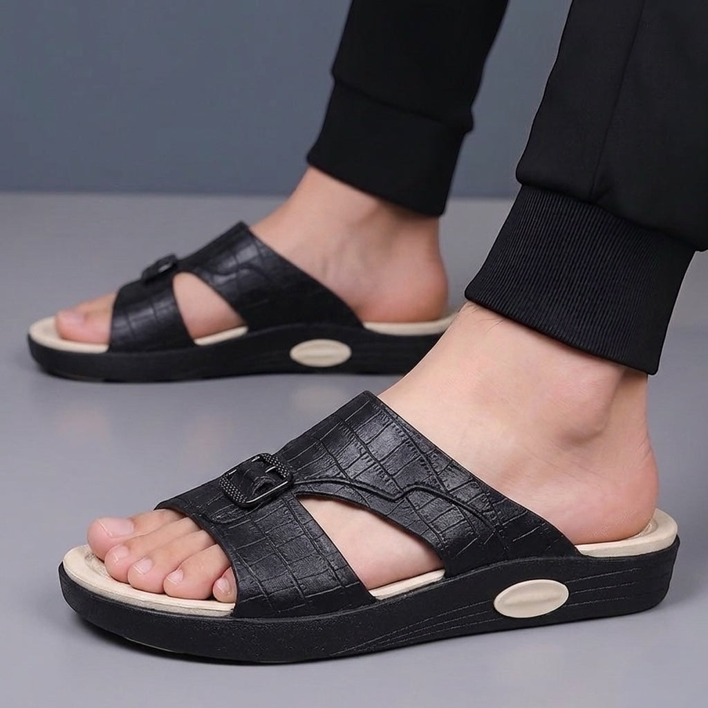 M011707 slipper