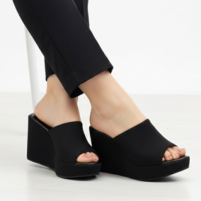 M011437 wedge sole