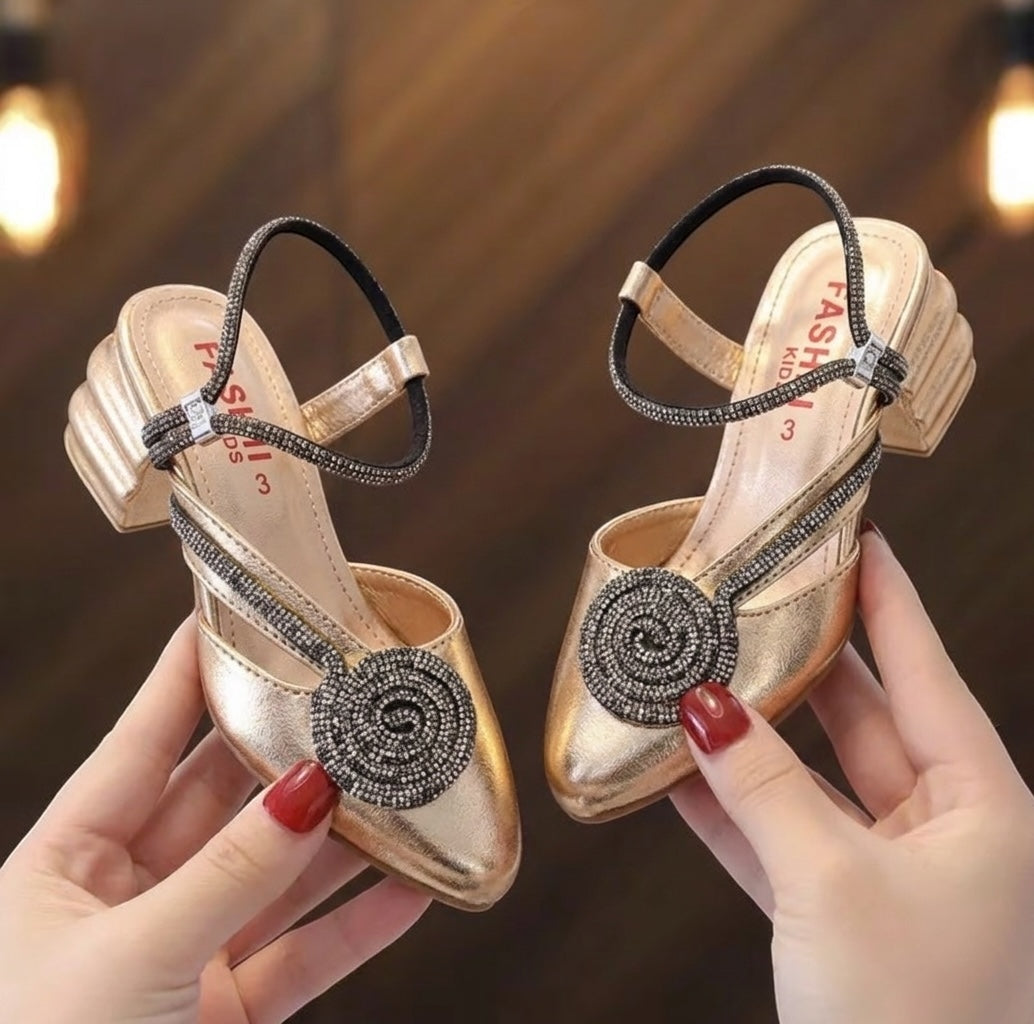 M011405 kids shoes