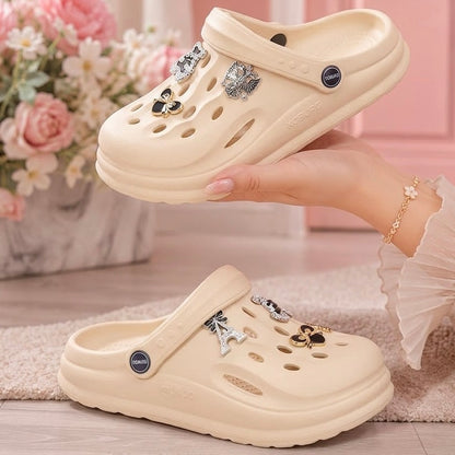 M011943 Clogs shoes