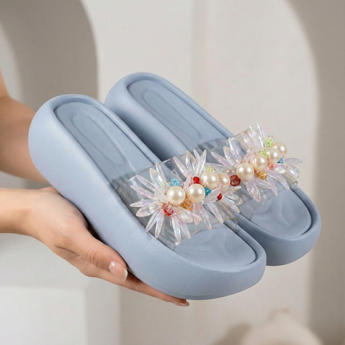 M0881 pearl slipper