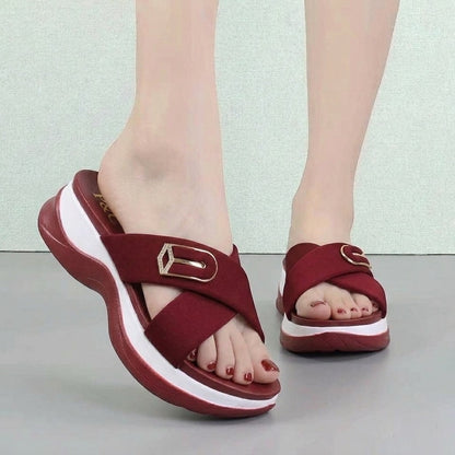 M011744 wedge slipper