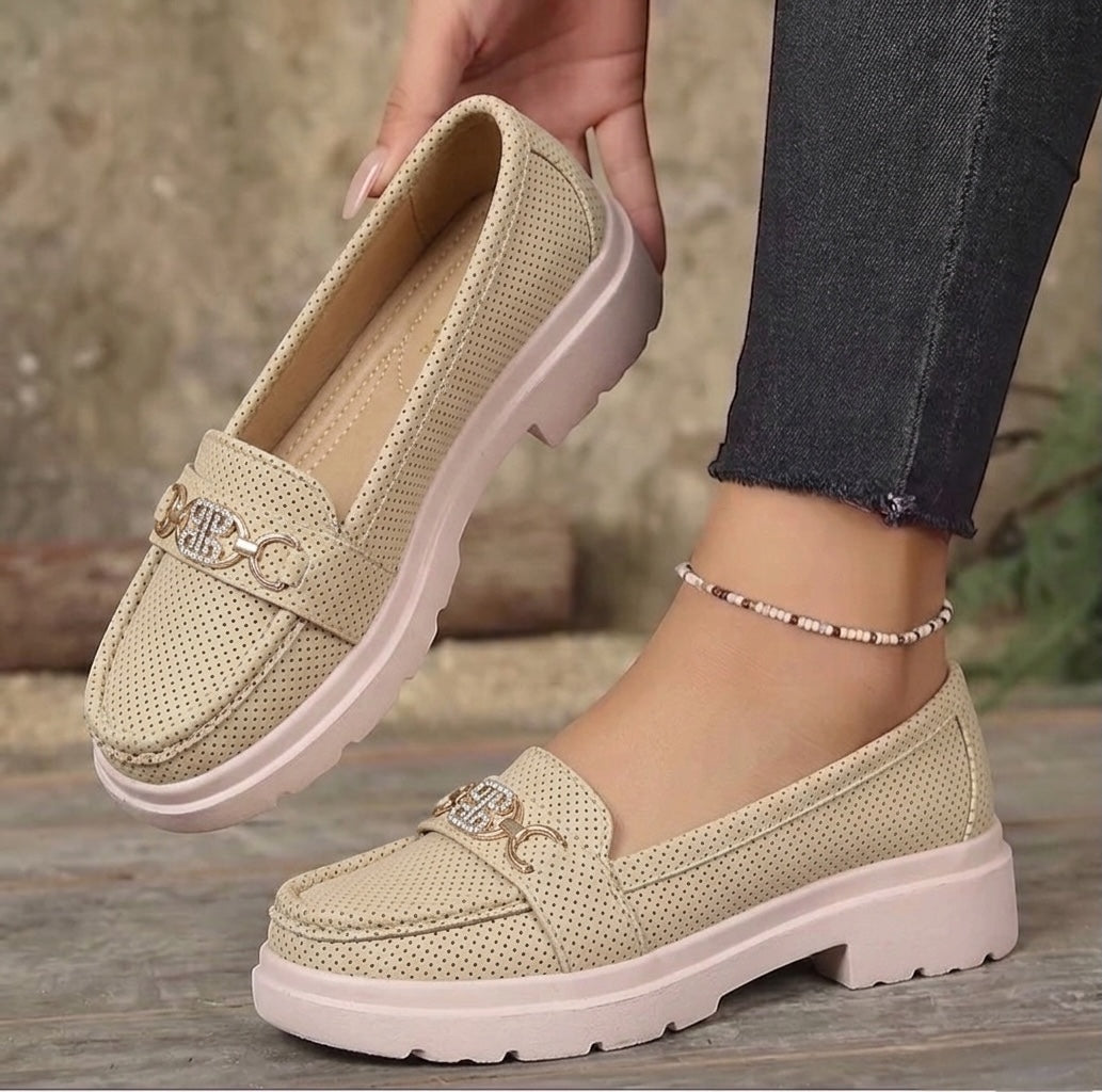M0885 block heel