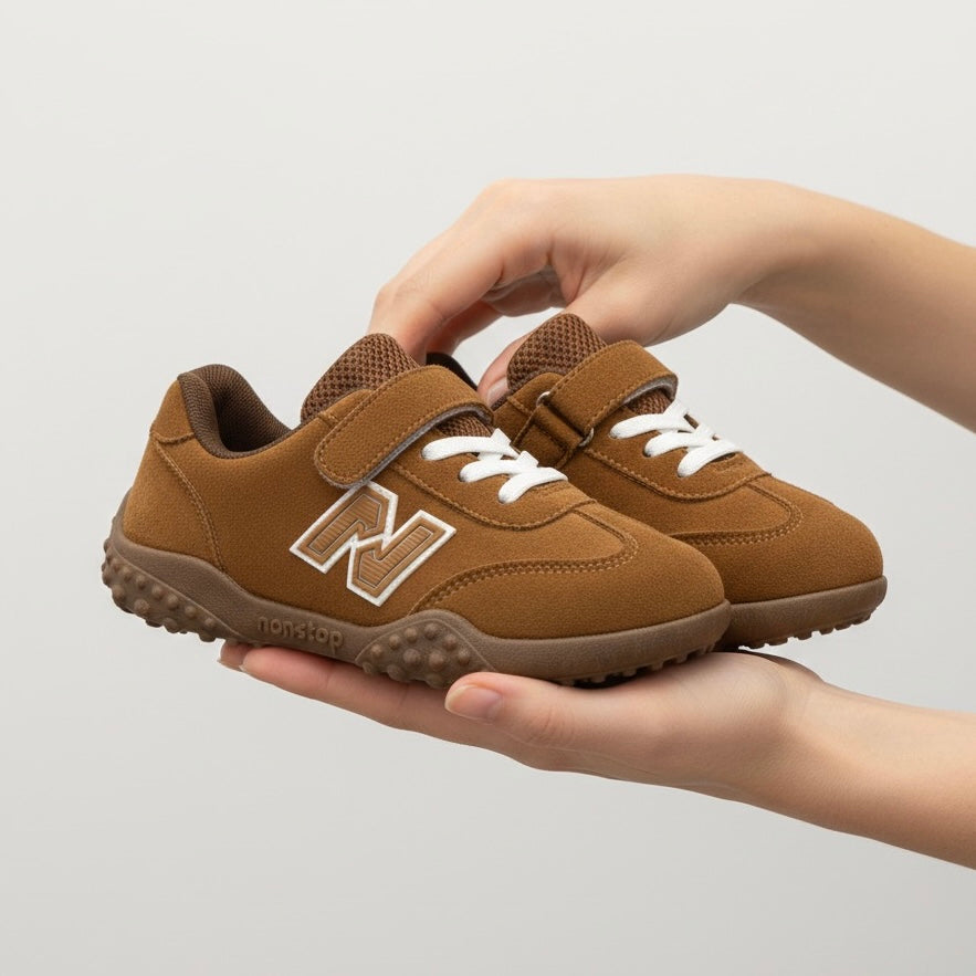 M011299  kids shoes