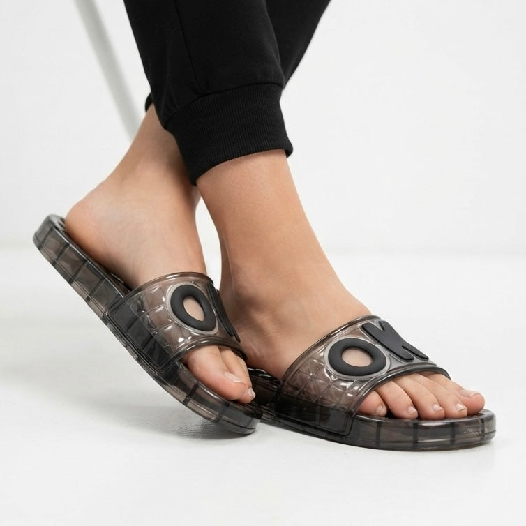 M011858 slipper