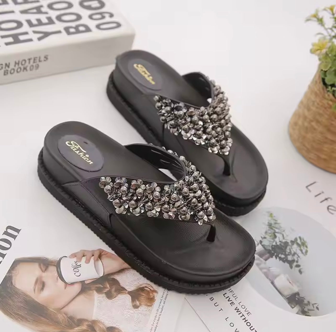 Flip beads flipflop