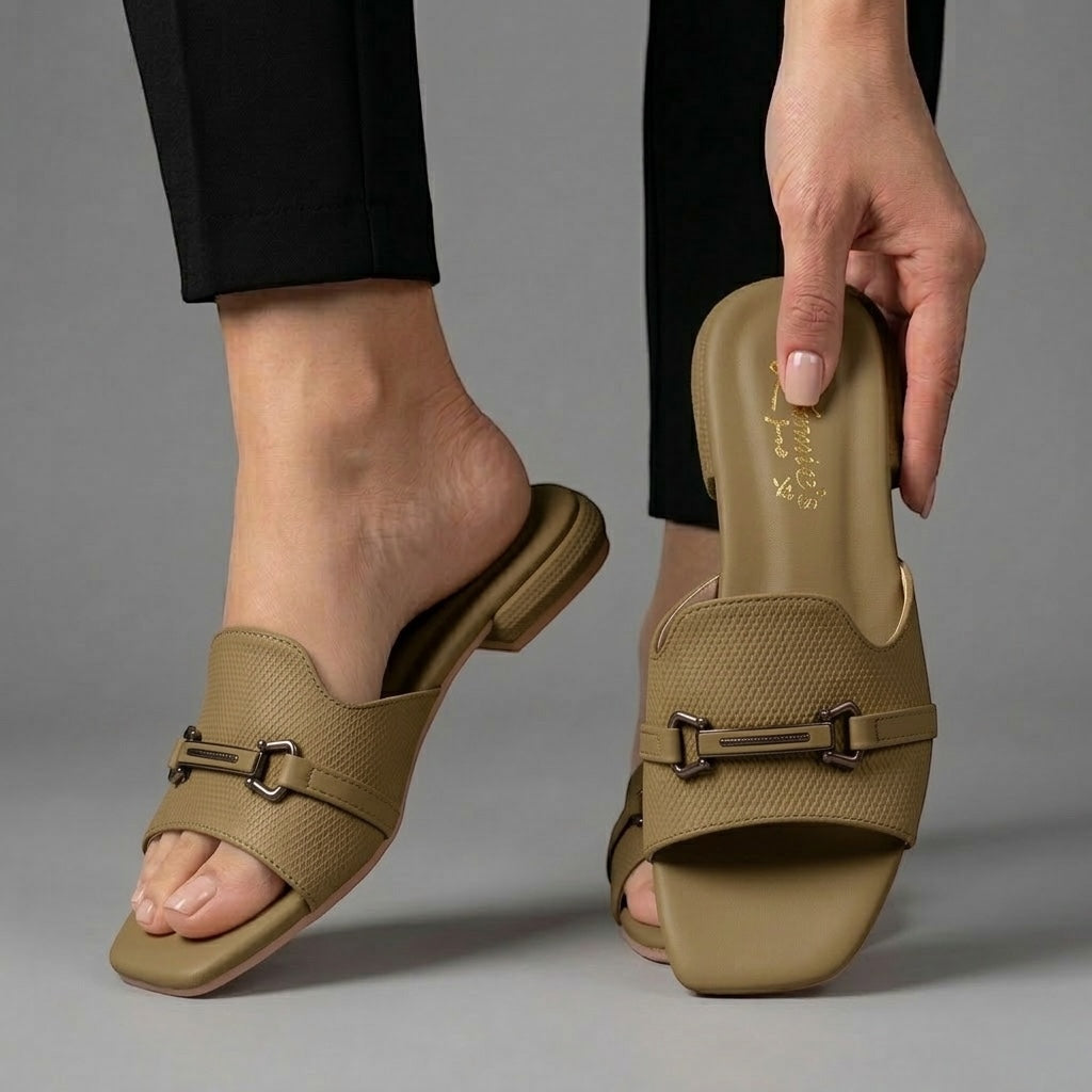 M0680 slipper -R24-1
