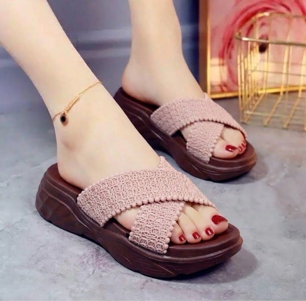Waterproof rubber slipper M012027