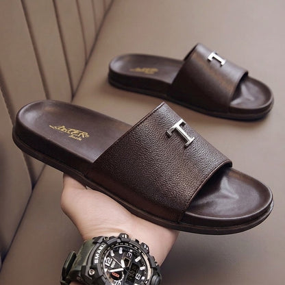 M011756 men slipper