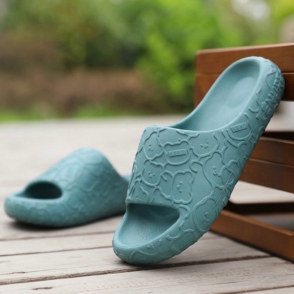 M011945 slipper