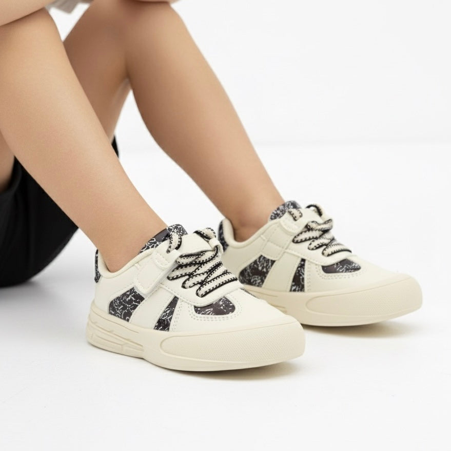 M01060 kids shoes