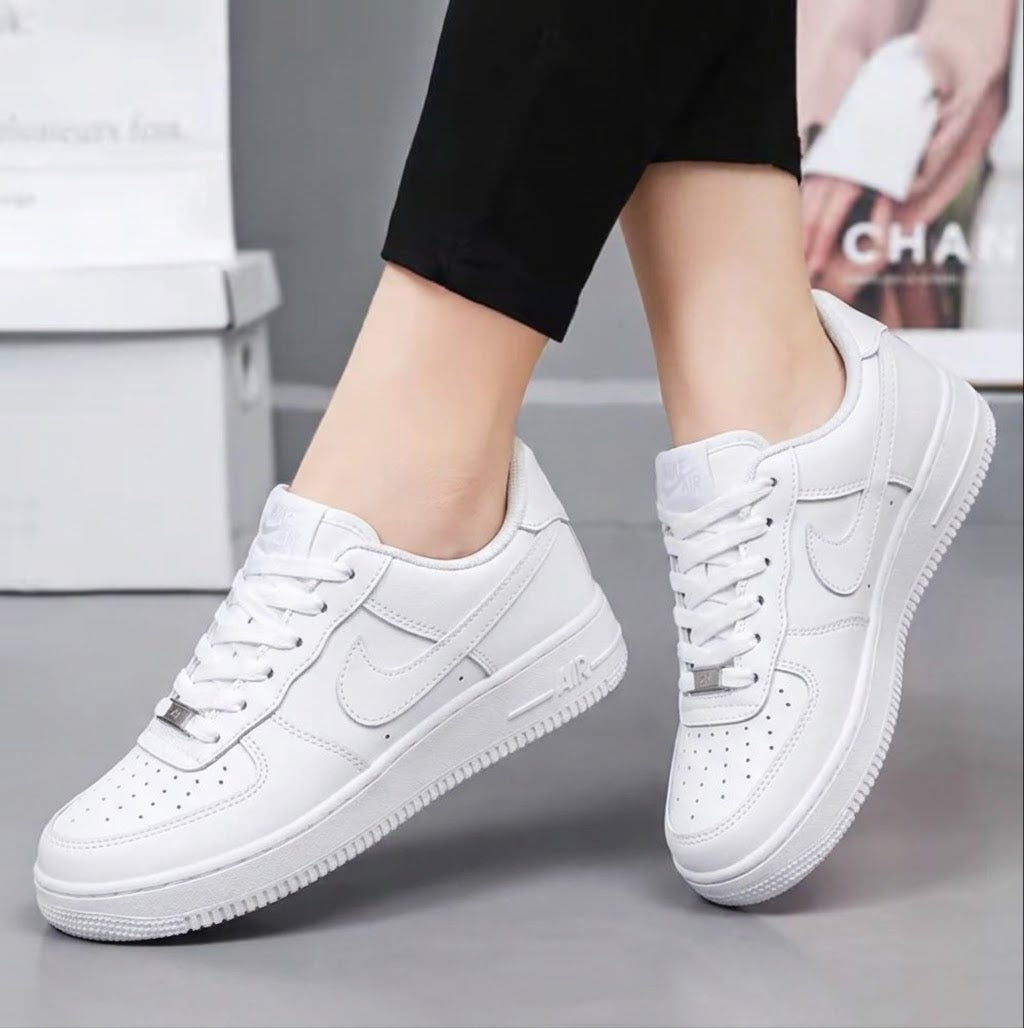 M012210 sneaker shoes