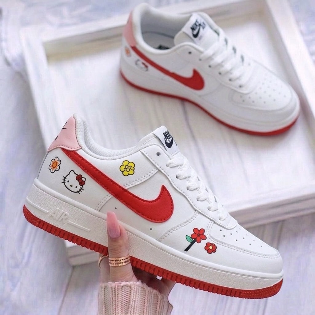 M0842 tick sneaker
