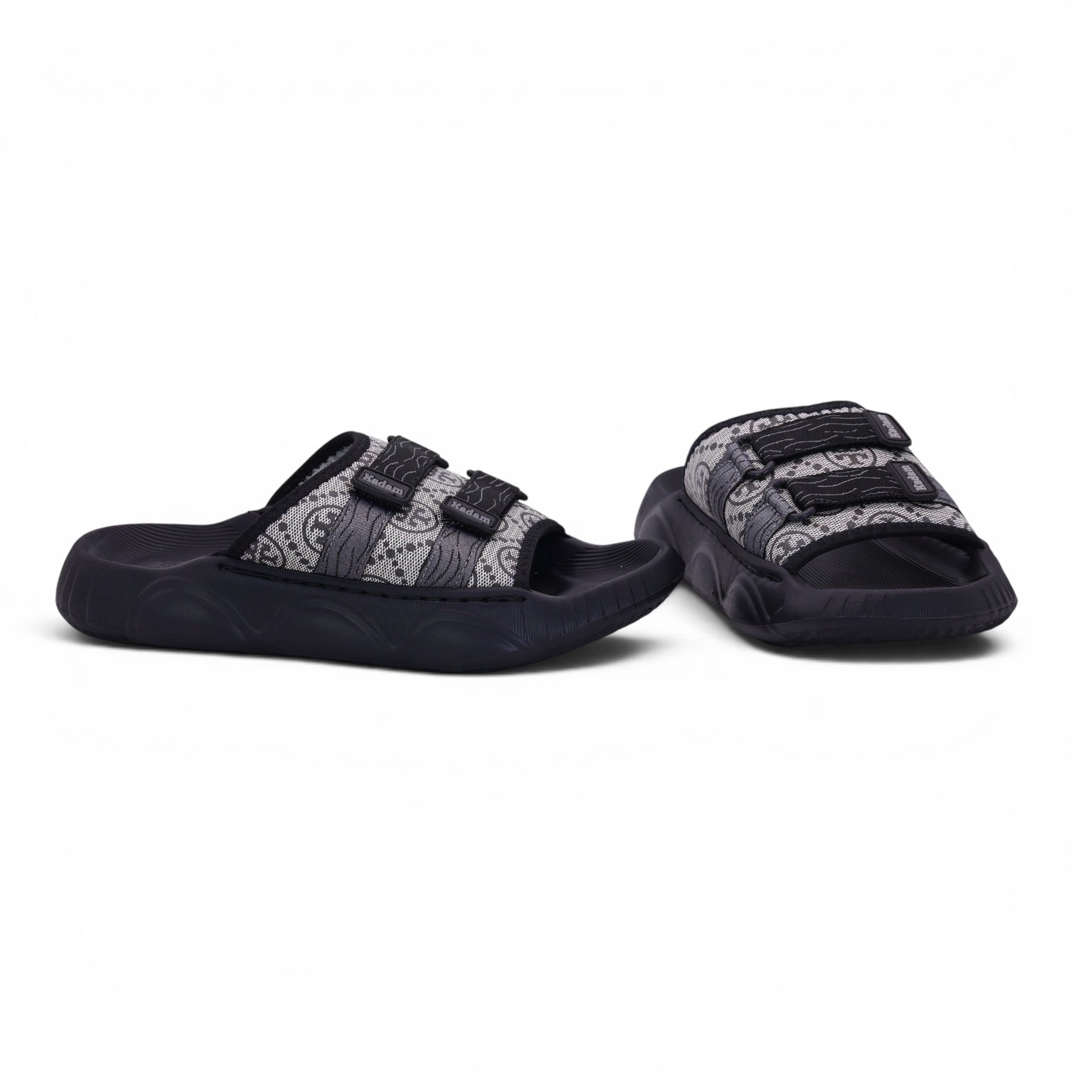 M011800 men slipper