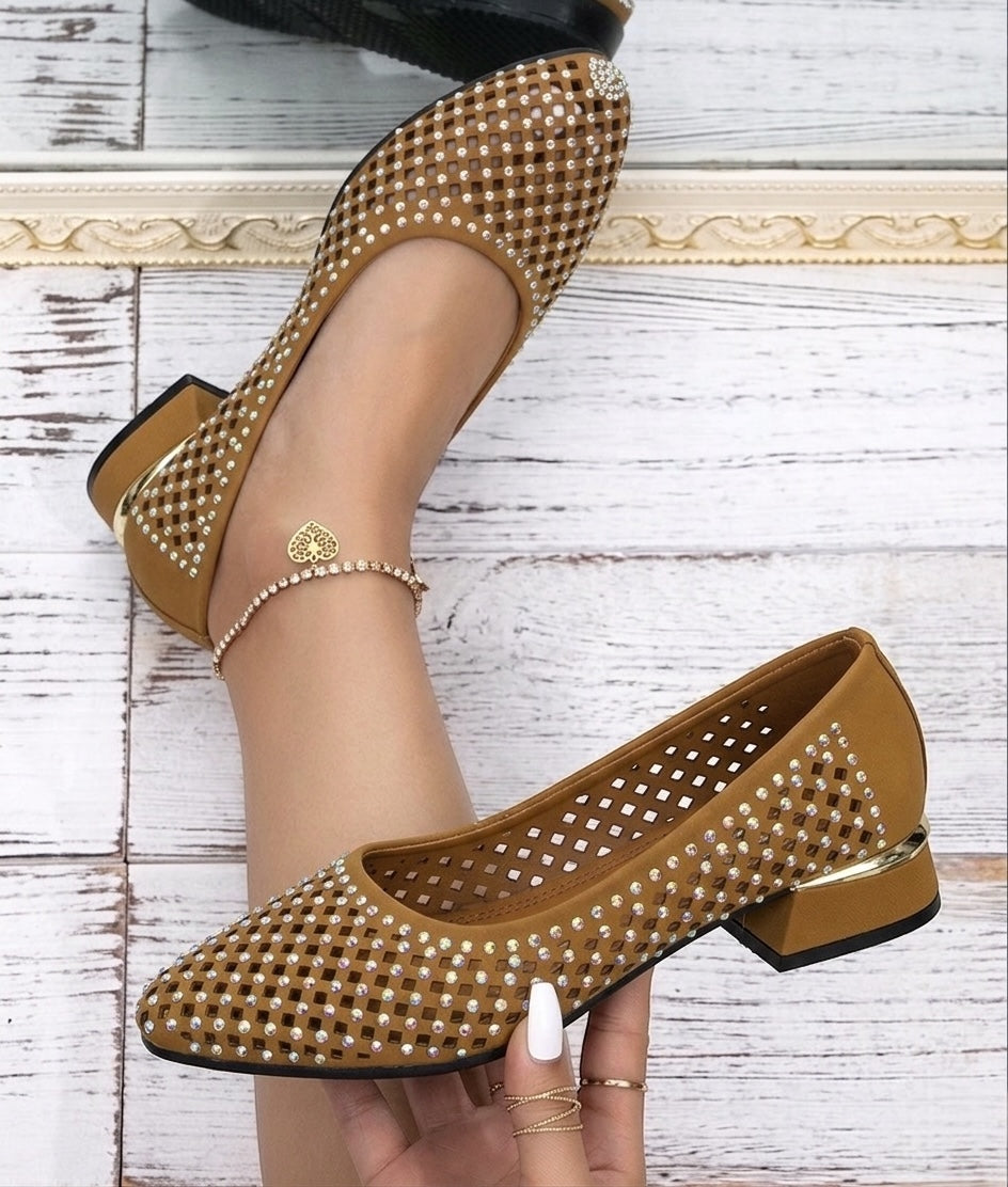 M01161 block heel