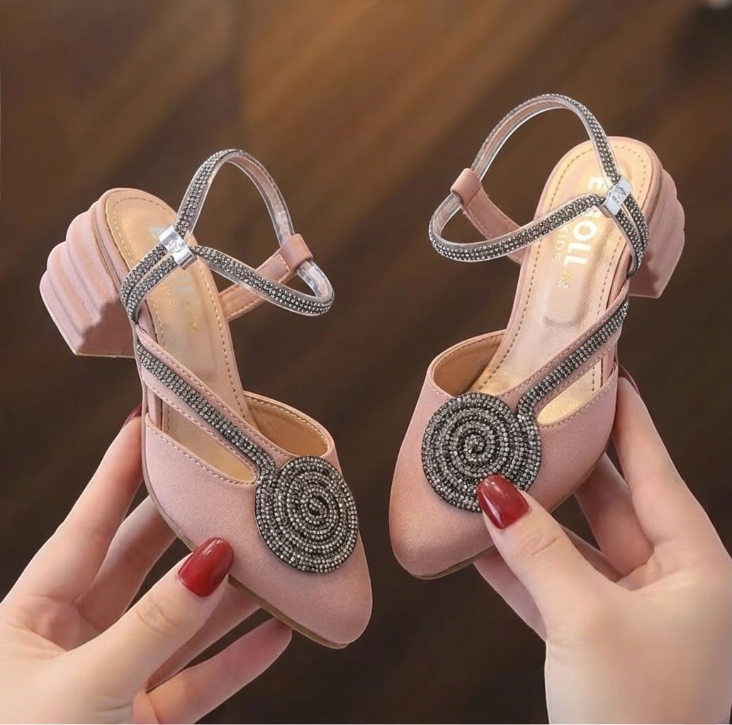 M011405 kids shoes
