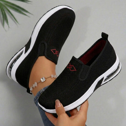 M011454 fabric shoes