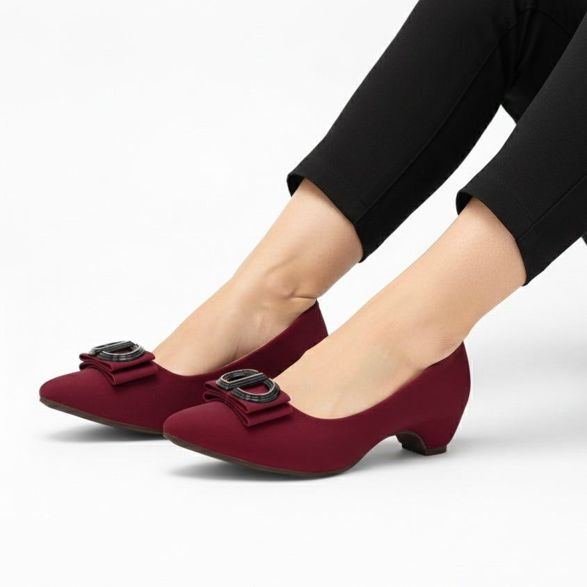 M011417 kitten heel