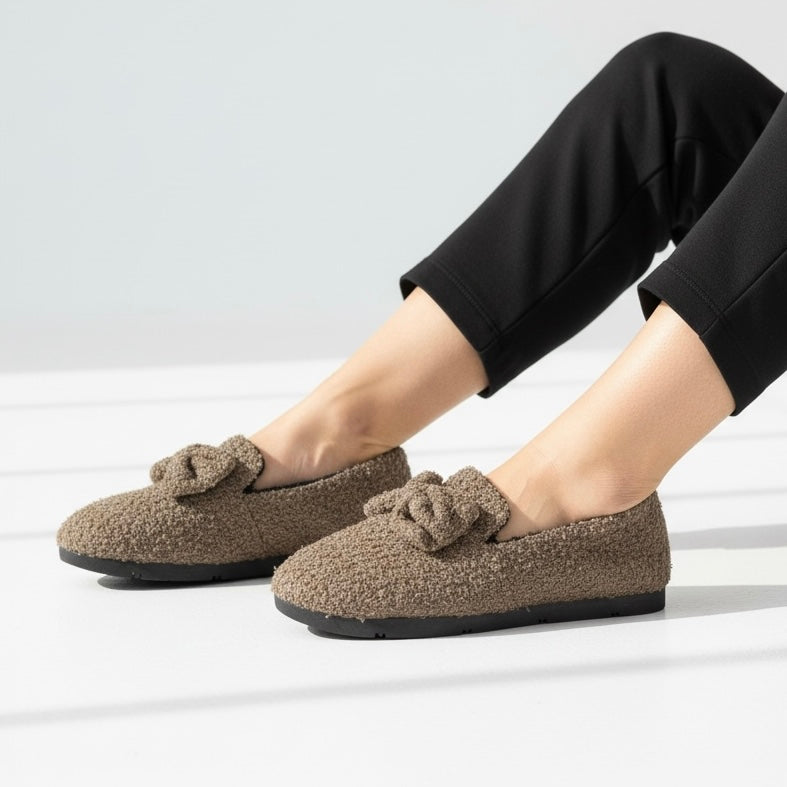 Bow Fur pump