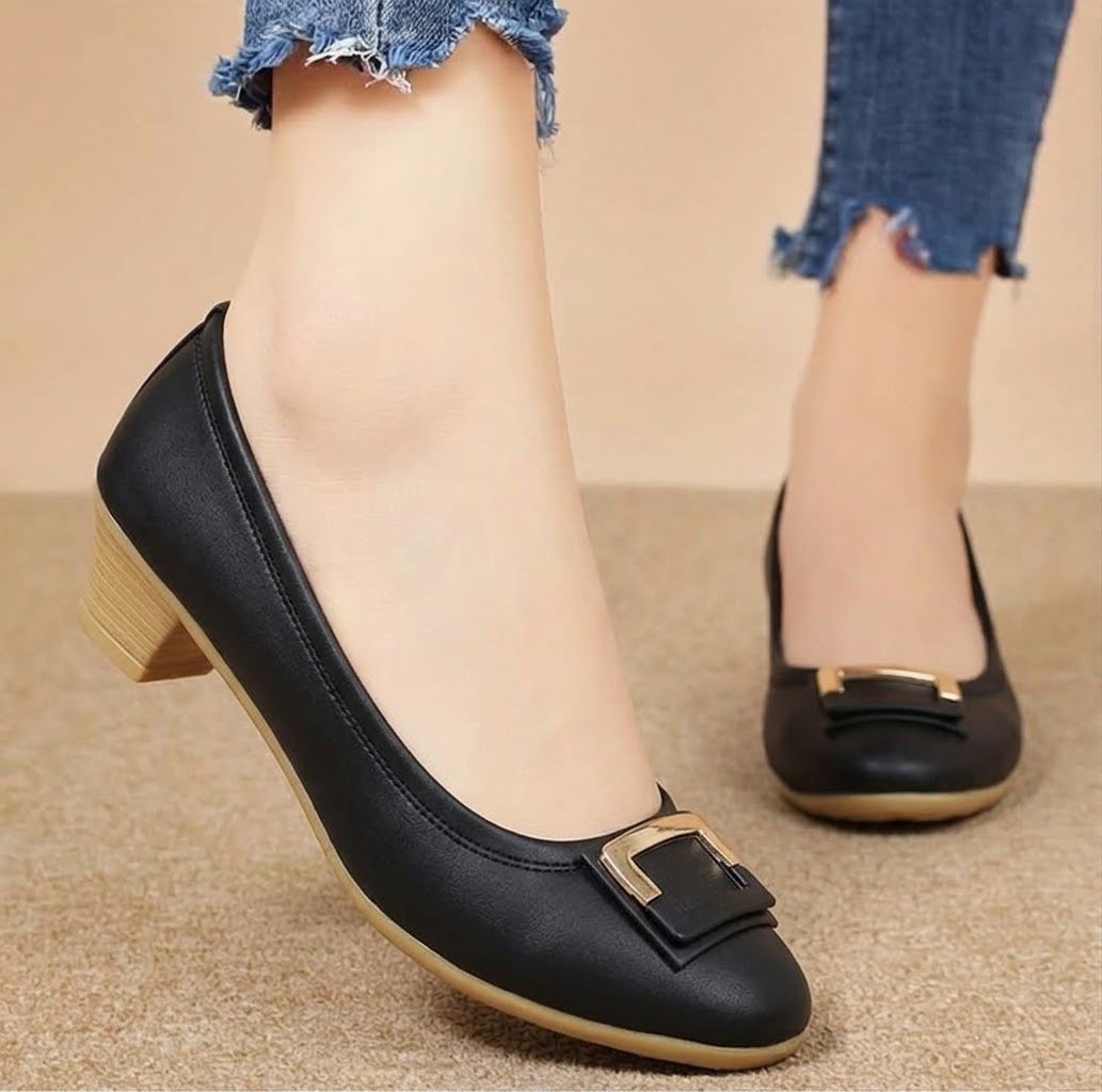 M01176 kitten heel