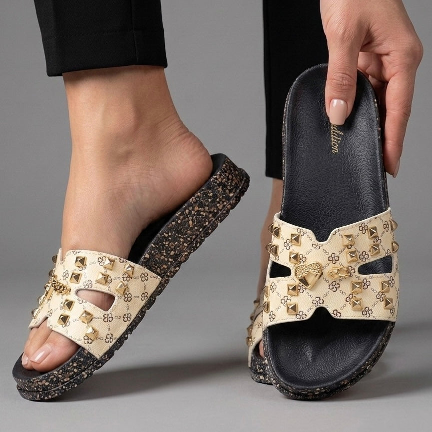 M011734 slipper
