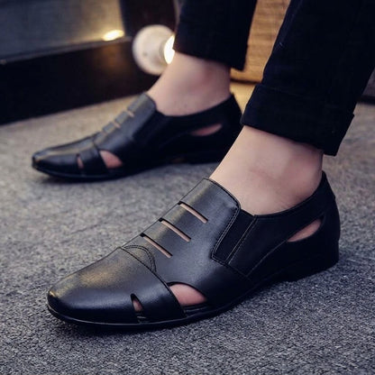 M011768 men sandal