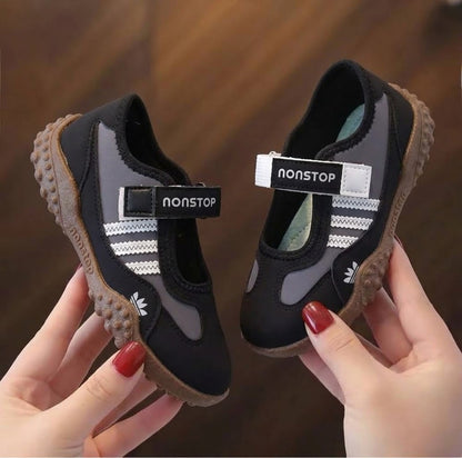 M012023 kids shoes