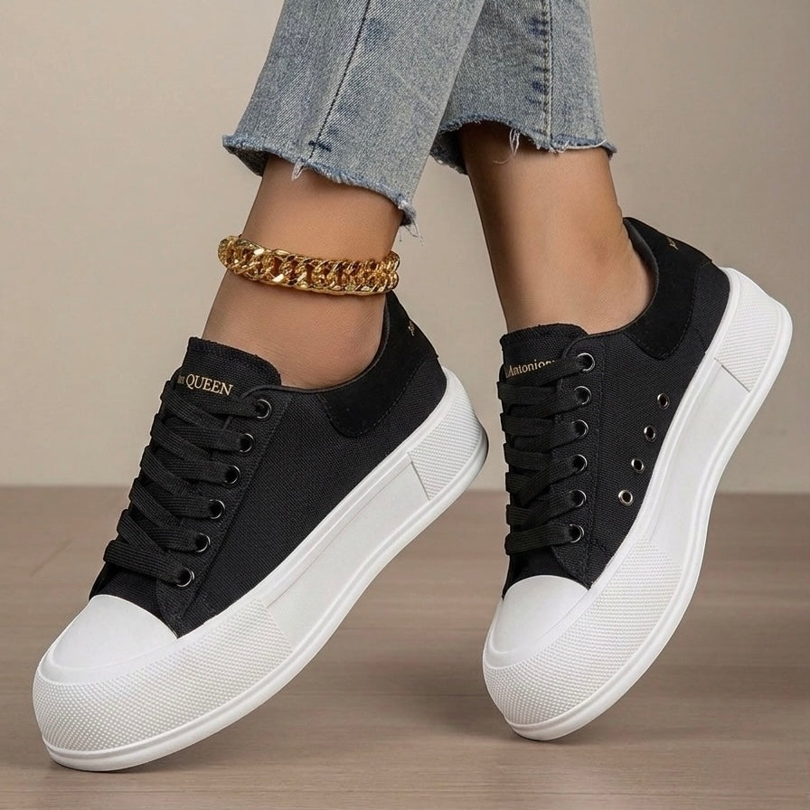 M011773 canvas shoes