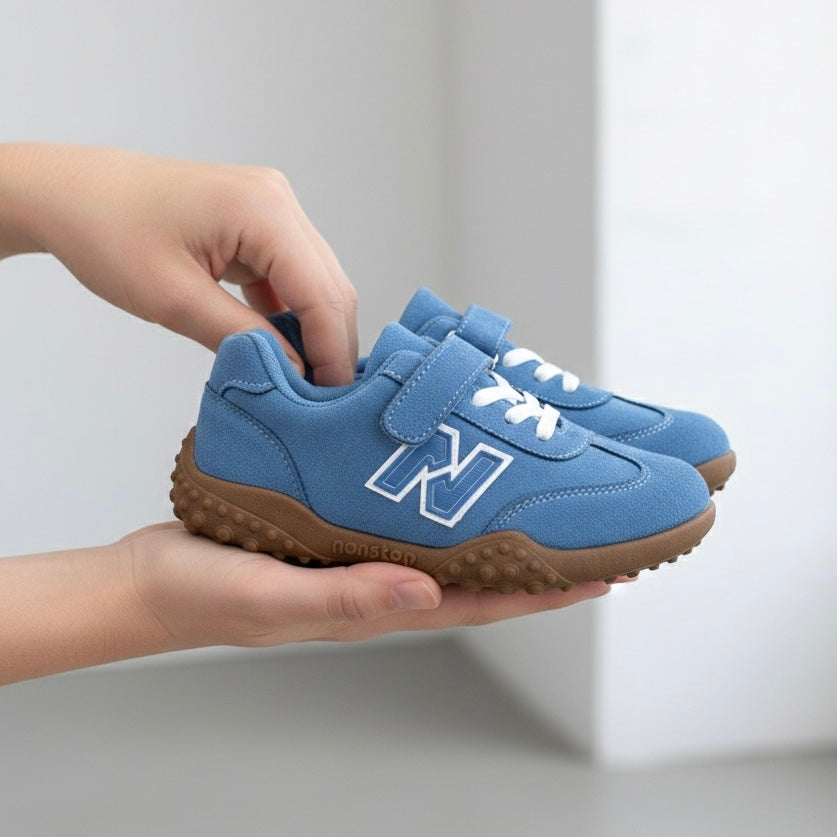 M011299  kids shoes