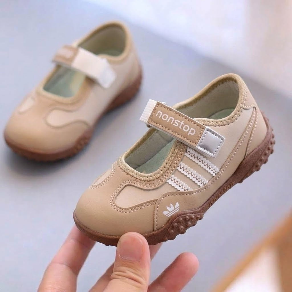 M012023 kids shoes