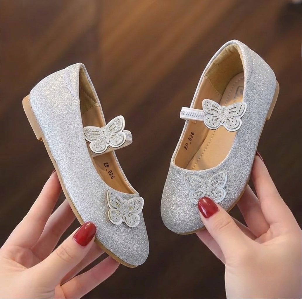 M01107 kids shoes