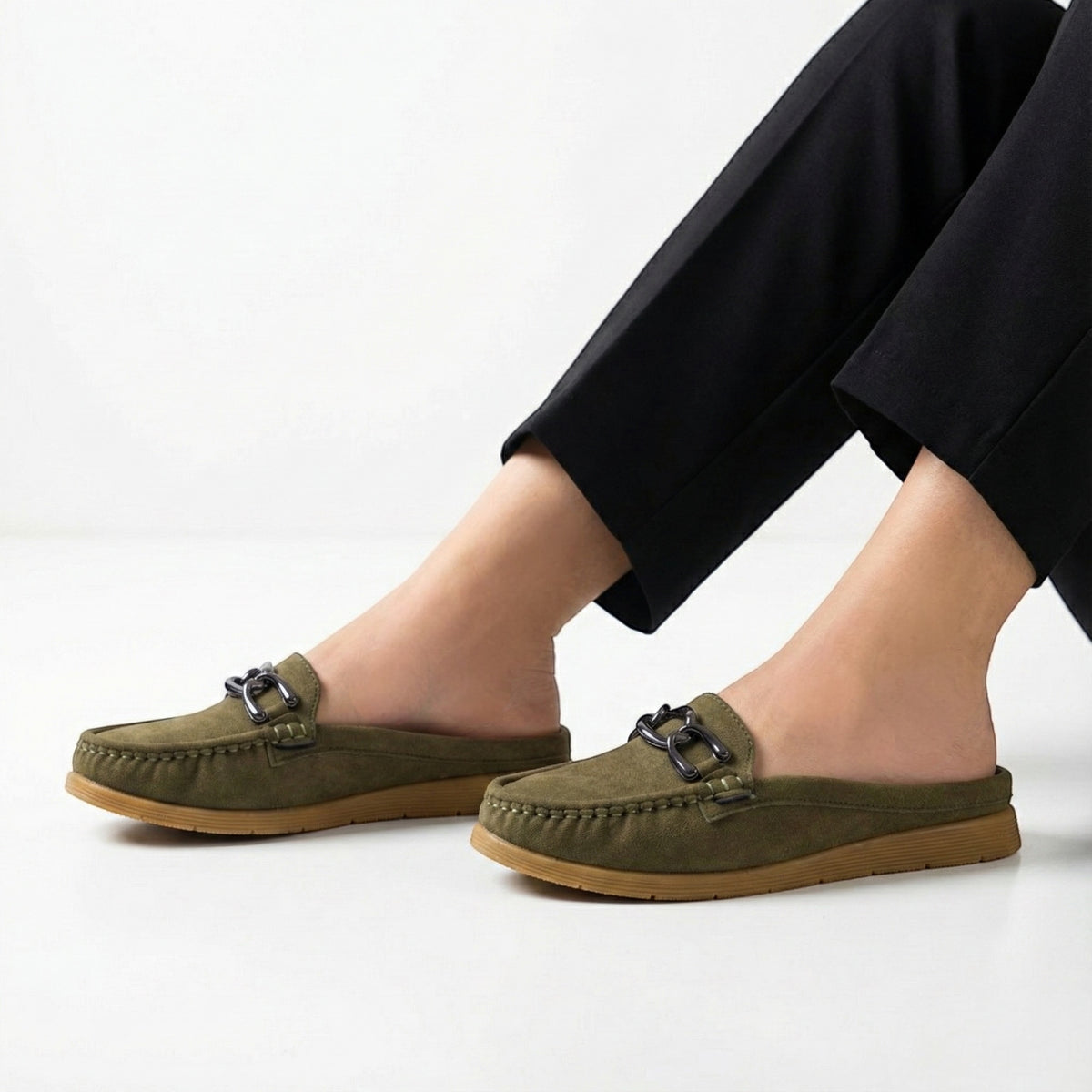 M011382 half shoes