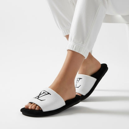 M01050 soft slipper