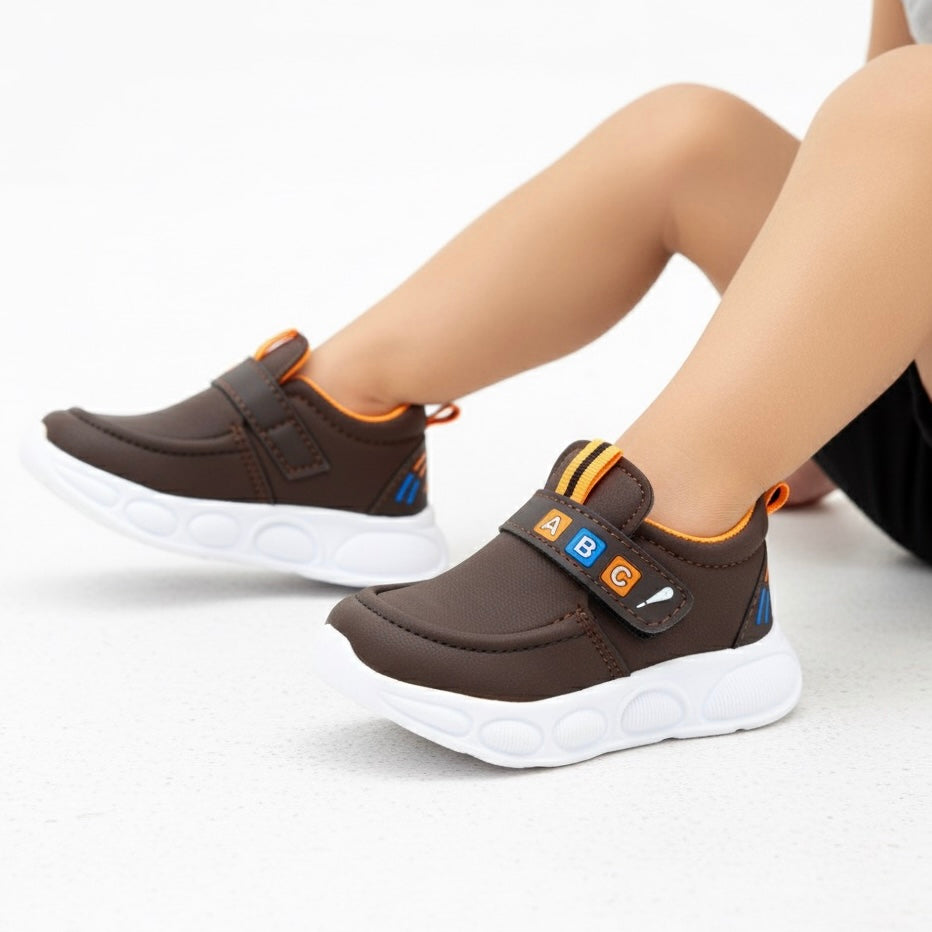 M01028 kids shoes