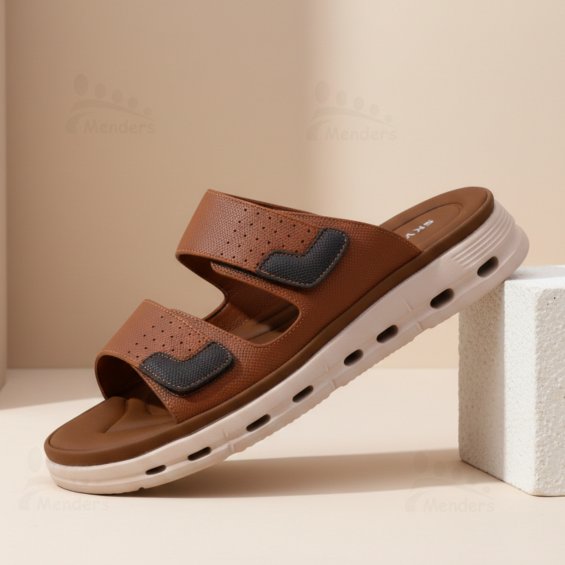 E80663 men slipper