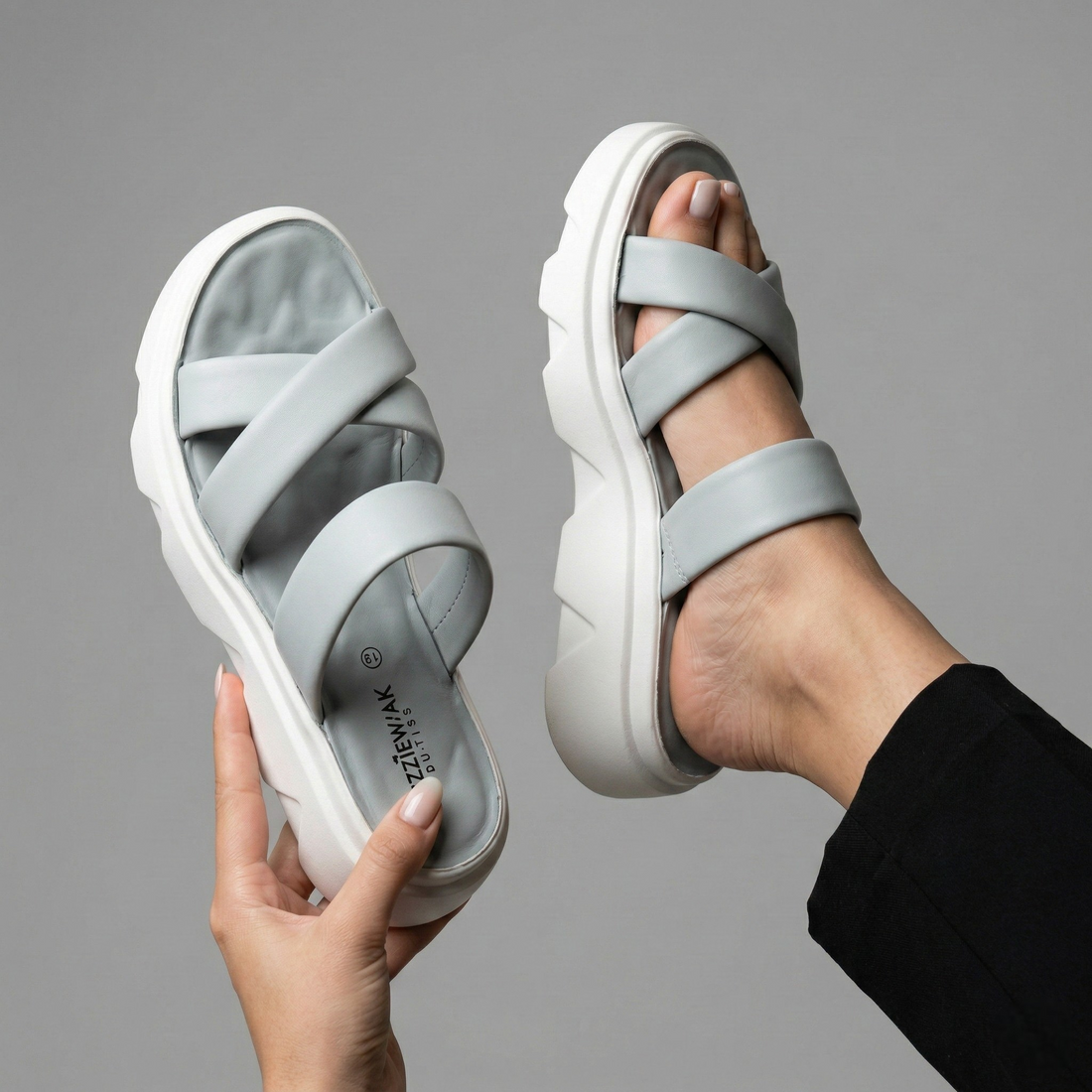 Cross7199  slipper