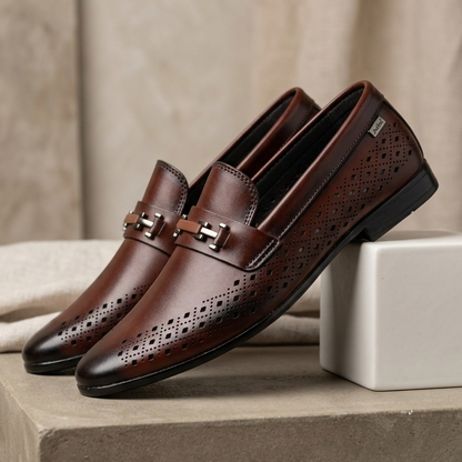 M011423 men shoes